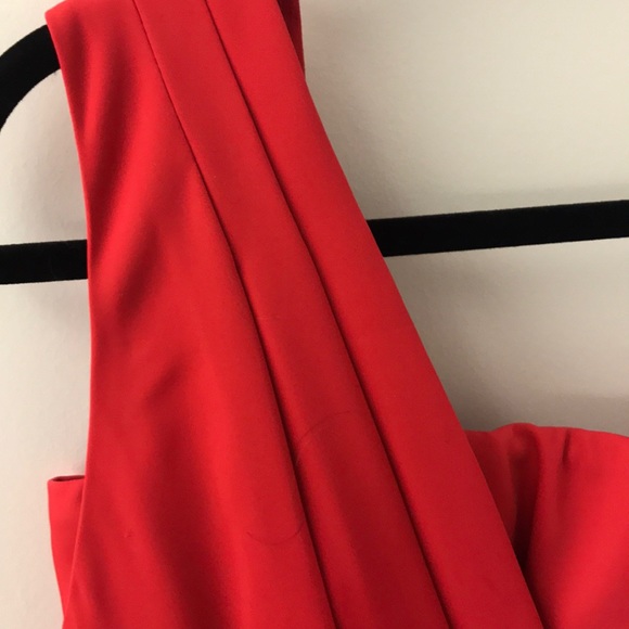 Red BCBG cocktail dress - Picture 3 of 6